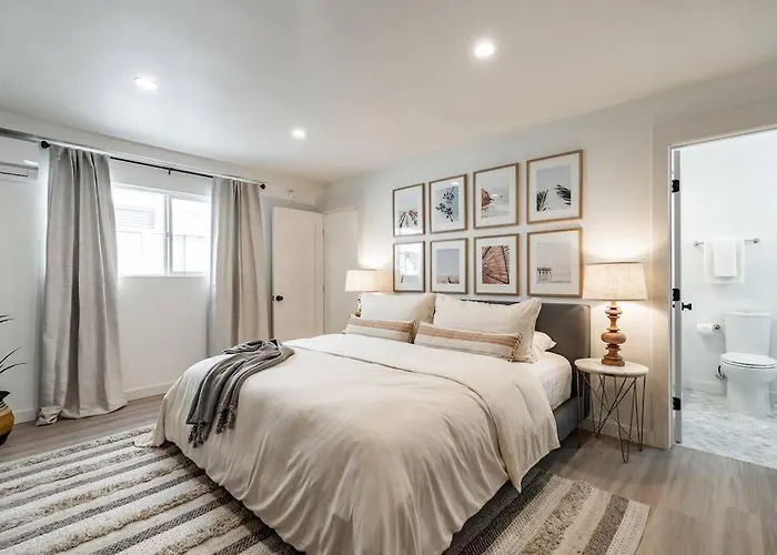 The Rosemont - La Jolla Luxury