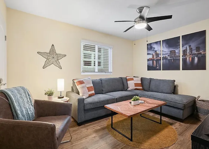 Beach Perfection - Ocean Views, Parking, Pet Friendly & Steps2Sand
